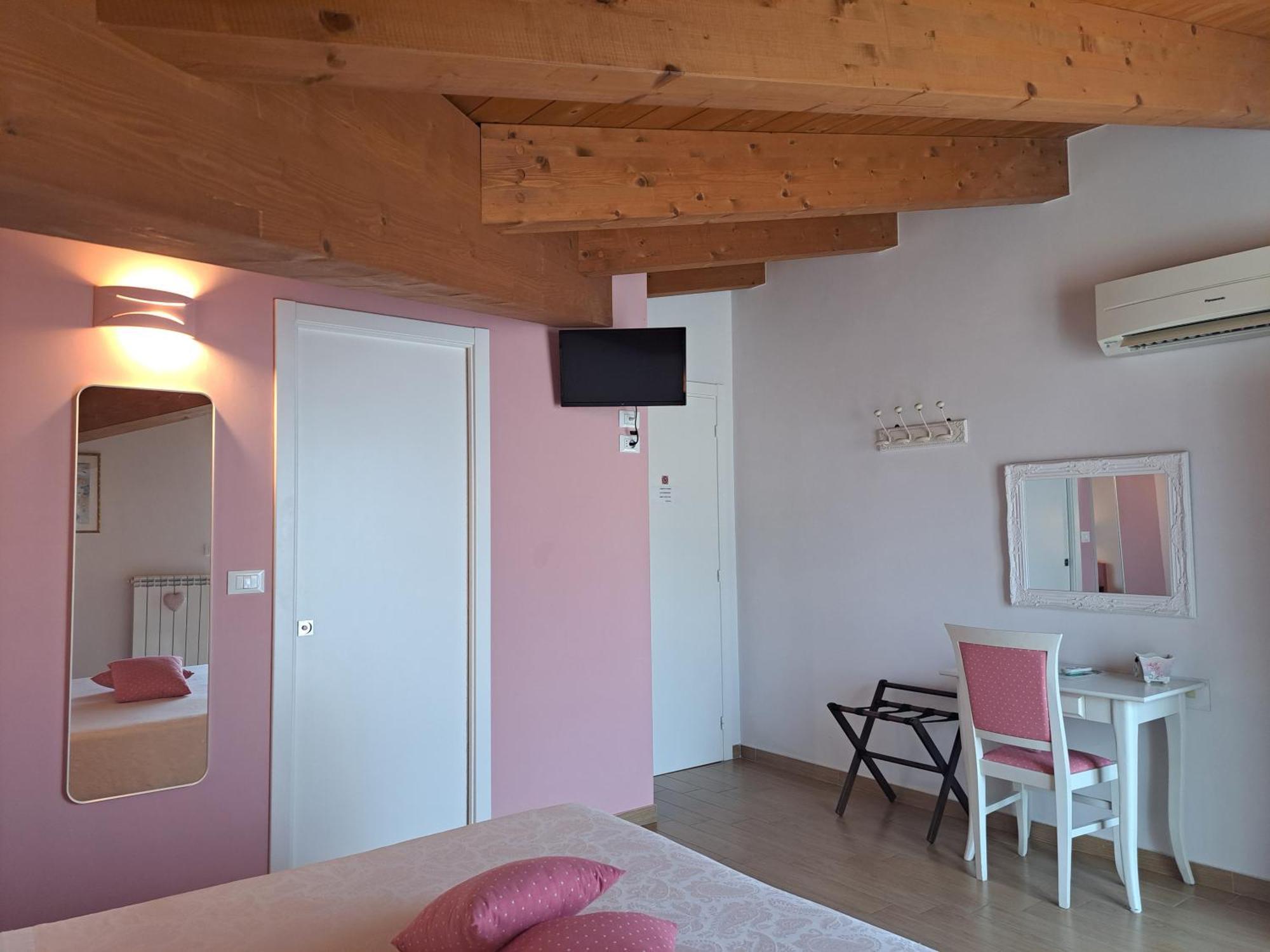 B&B Carlotta Montesilvano Marina Esterno foto